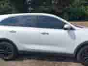 2019 Kia Sorento LX with VIN 5XYPG4A58KG488459, listed as a IAAI auction lot 43021033 with 174,611 mi miles and . Bid and sale history available at DreamBid. Image 13.