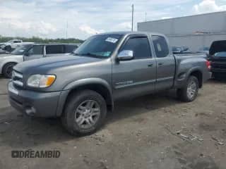 2004 Toyota Tundra SR5 z VIN 5TBBT44194S446136, wystawiony jako Copart lot #65595115 z przebiegiem 89 188 mil mil oraz Czysty tytuł • Clean title. Historia ofert i sprzedaży dostępna na DreamBid. Obrazek 1.