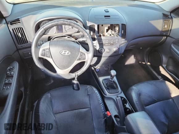 2012 Hyundai Elantra SE z VIN KMHDC8AE0CU133853, wystawiony jako Copart lot #89441155 z przebiegiem 149 847 mil mil oraz Czysty tytuł • Clean title. Historia ofert i sprzedaży dostępna na DreamBid. Obrazek 8.