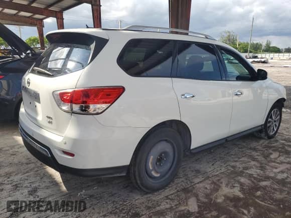 2015 Nissan Pathfinder SV z VIN 5N1AR2MM4FC663089, wystawiony jako Copart lot #84986055 z przebiegiem 136 909 mil mil oraz Szkoda całkowita • Salvage title. Historia ofert i sprzedaży dostępna na DreamBid. Obrazek 3.