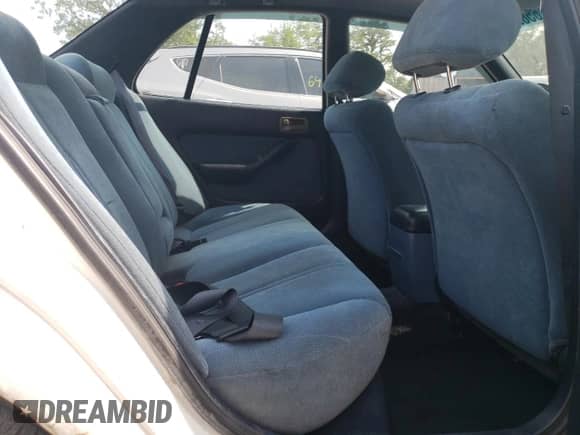 1992 Toyota Camry LE с VIN 4T1SK12E4NU035718, выставлен на аукционе Copart как лот 65820495 с пробегом 173 695 миль миль и Чистый • Clean title. История ставок и продаж доступна на DreamBid. Изображение 10.