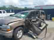 2004 Chevrolet Suburban LT с VIN 1GNEC16Z04J220383, выставлен на аукционе IAAI как лот 42716671 с пробегом Не указан миль и . История ставок и продаж доступна на DreamBid. Изображение 6.