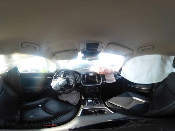 2023 Chrysler 300 Touring L с VIN 2C3CCADG2PH666935, выставлен на аукционе IAAI как лот 42252994 с пробегом 26 274 миль миль и . История ставок и продаж доступна на DreamBid. Изображение 18.