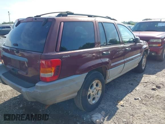 1999 Jeep Grand Cherokee Laredo с VIN 1J4GW58S8XC502709, выставлен на аукционе IAAI как лот 42746700 с пробегом 202 892 миль миль и . История ставок и продаж доступна на DreamBid. Изображение 4.