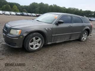 2008 Dodge Magnum with VIN 2D4FV47T78H166352, listed as a Copart auction lot 69575525 with 237,121 mi miles and Clean title. Bid and sale history available at DreamBid. Image 1.