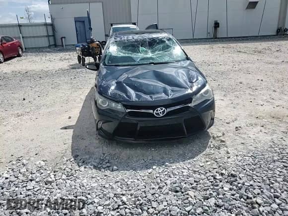 2015 Toyota Camry SE z VIN 4T1BF1FK9FU092549, wystawiony jako Copart lot #84592665 z przebiegiem 281 885 mil mil oraz Szkoda całkowita • Salvage title. Historia ofert i sprzedaży dostępna na DreamBid. Obrazek 13.