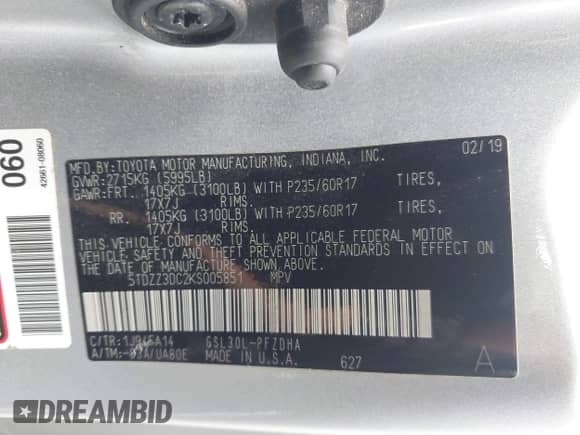 2019 Toyota Sienna L with VIN 5TDZZ3DC2KS005851, listed as a IAAI auction lot 41992778 with 99,580 mi miles and . Bid and sale history available at DreamBid. Image 9.