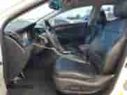 2011 Hyundai Sonata Limited z VIN 5NPEC4AB4BH221188, wystawiony jako Copart lot #85311605 z przebiegiem 132 696 mil mil oraz Szkoda całkowita • Salvage title. Historia ofert i sprzedaży dostępna na DreamBid. Obrazek 7.