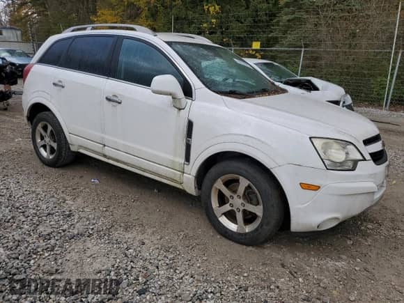 2013 Chevrolet Captiva Sport LT with VIN 3GNAL3EK3DS638563, listed as a Copart auction lot 90064895 with 94,059 mi miles and Clean title. Bid and sale history available at DreamBid. Image 4.