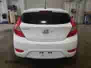 2016 Hyundai Accent SE z VIN KMHCT5AE8GU290790, wystawiony jako Copart lot #69848635 z przebiegiem 125 667 mil mil oraz Czysty tytuł • Clean title. Historia ofert i sprzedaży dostępna na DreamBid. Obrazek 6.