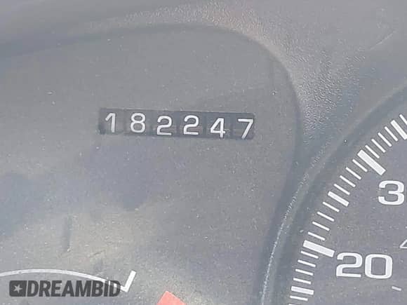 1998 Chevrolet Venture с VIN 1GNDX03E4WD305160, выставлен на аукционе IAAI как лот 42555990 с пробегом 182 247 миль миль и . История ставок и продаж доступна на DreamBid. Изображение 12.