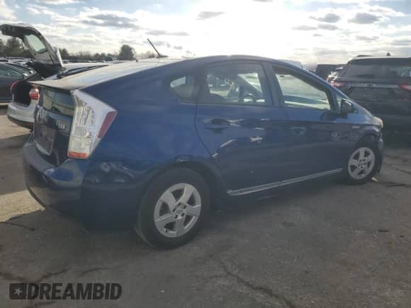 2011 Toyota Prius III с VIN JTDKN3DU2B1471816, выставлен на аукционе Copart как лот 61050905 с пробегом Не указан миль и Списание • Salvage title. История ставок и продаж доступна на DreamBid. Изображение 3.