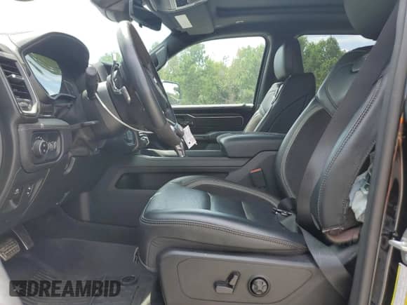 2024 Ram 1500 TRX с VIN 1C6SRFU98RN169734, выставлен на аукционе Copart как лот 65521675 с пробегом 17 577 миль миль и Списание • Salvage title. История ставок и продаж доступна на DreamBid. Изображение 7.