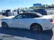 2015 Ford Mustang EcoBoost Premium z VIN 1FATP8UH9F5426696, wystawiony jako IAAI lot #43487142 z przebiegiem 128 295 mil mil oraz . Historia ofert i sprzedaży dostępna na DreamBid. Obrazek 15.