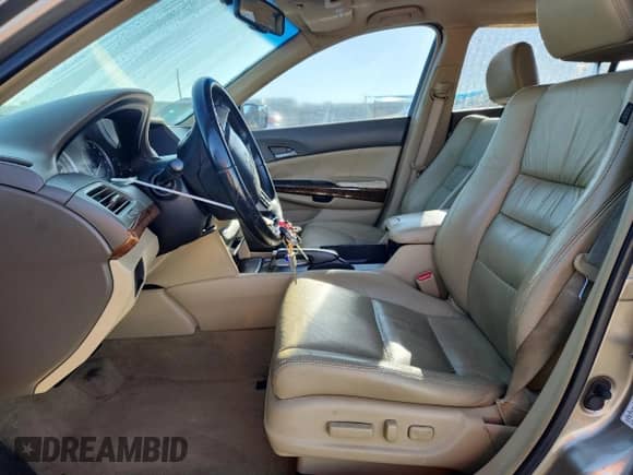 2009 Honda Accord EX-L with VIN 1HGCP26859A111623, listed as a Copart auction lot 86449485 with 209,794 mi miles and Salvage title. Bid and sale history available at DreamBid. Image 7.