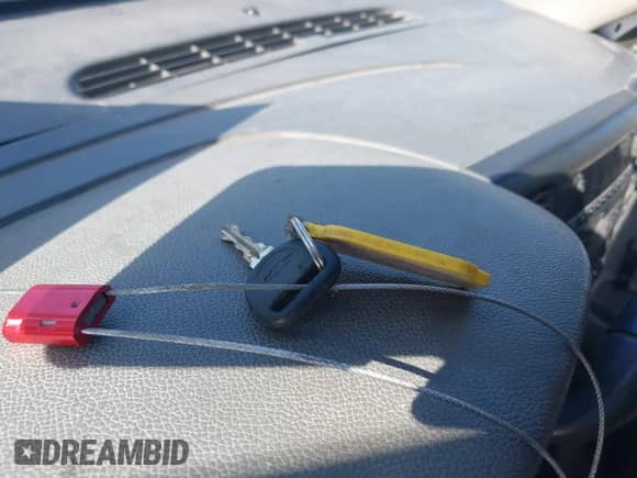 2011 Chevrolet Silverado 2500HD Work Truck z VIN 1GB0KVCG1BF190914, wystawiony jako IAAI lot #42114977 z przebiegiem 296 822 mil mil oraz . Historia ofert i sprzedaży dostępna na DreamBid. Obrazek 11.