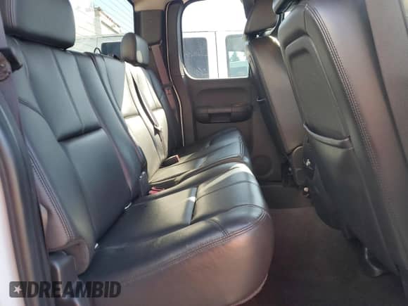 2008 Chevrolet Silverado 2500HD LTZ with VIN 1GCHK29608E196553, listed as a Copart auction lot 64336865 with 327,823 mi miles and Salvage title. Bid and sale history available at DreamBid. Image 10.