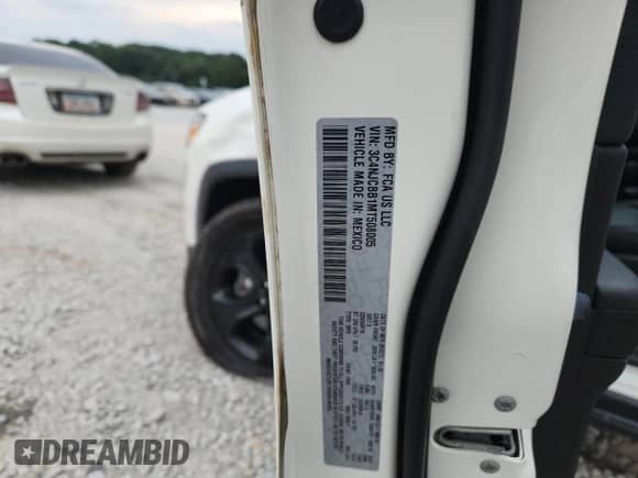 2021 Jeep Compass Latitude z VIN 3C4NJCBB1MT508005, wystawiony jako Copart lot #70726395 z przebiegiem 39 855 mil mil oraz Szkoda całkowita • Salvage title. Historia ofert i sprzedaży dostępna na DreamBid. Obrazek 13.