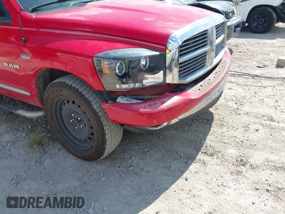 2008 Dodge 1500 SLT with VIN 1D7HA18268J104788, listed as a IAAI auction lot 43395476 with 206,529 mi miles and . Bid and sale history available at DreamBid. Image 6.