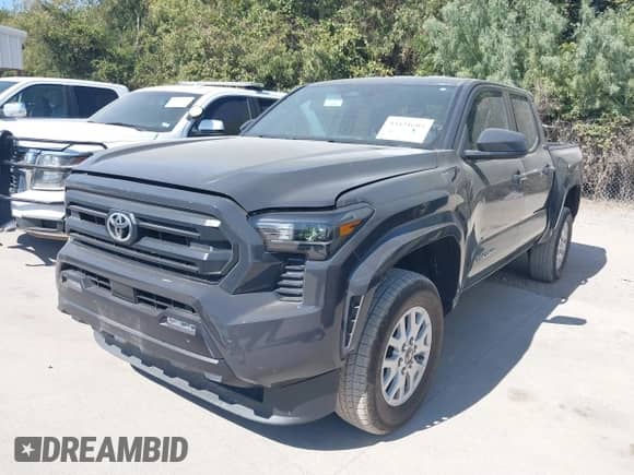 2024 Toyota Tacoma TRD Off Road with VIN 3TMLB5JN7RM022960, listed as a IAAI auction lot 43431604 with 25,332 mi miles and . Bid and sale history available at DreamBid. Image 17.