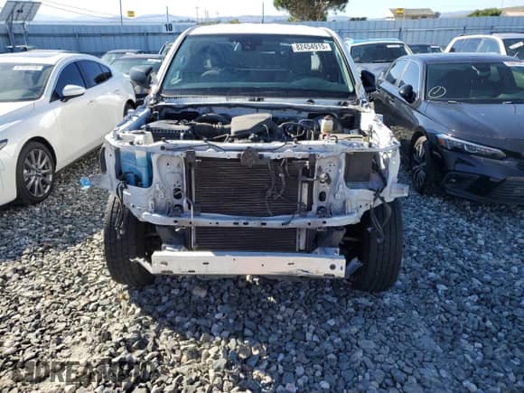 2022 Toyota Tacoma SR with VIN 3TYRX5GN1NT039500, listed as a Copart auction lot 82454915 with 114,480 mi miles and Salvage title. Bid and sale history available at DreamBid. Image 5.
