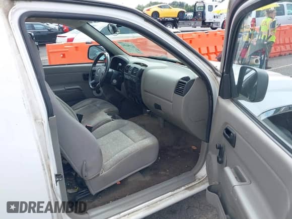 2005 Chevrolet Colorado Z85 with VIN 1GCCS148058201273, listed as a IAAI auction lot 42991392 with 139,059 mi miles and . Bid and sale history available at DreamBid. Image 5.