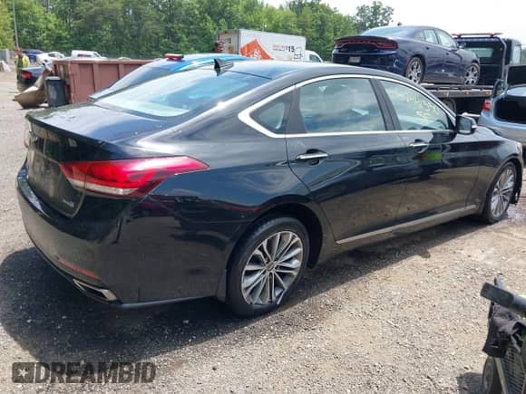 2016 Hyundai Genesis 3.8L с VIN KMHGN4JE4GU111148, выставлен на аукционе IAAI как лот 42441550 с пробегом 109 664 миль миль и . История ставок и продаж доступна на DreamBid. Изображение 4.