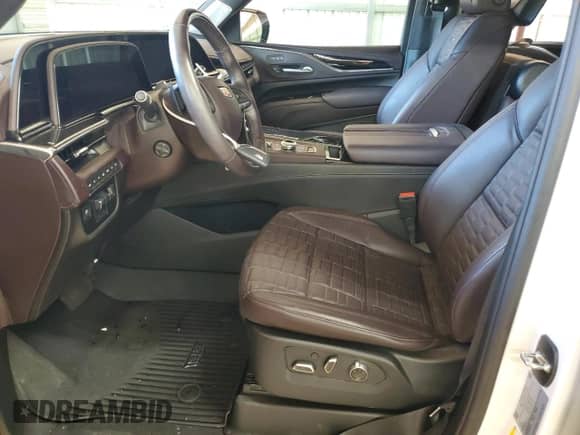 2024 Cadillac Escalade 4WD Premium Luxury Platinum with VIN 1GYS4DKL9RR196681, listed as a Copart auction lot 80391085 with 15,655 mi miles and Salvage title. Bid and sale history available at DreamBid. Image 7.