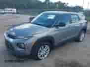 2023 Chevrolet TrailBlazer LS z VIN KL79MMS24PB044225, wystawiony jako IAAI lot #42994485 z przebiegiem 27 232 mil mil oraz . Historia ofert i sprzedaży dostępna na DreamBid. Obrazek 2.