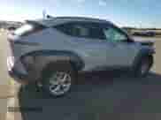 2024 Hyundai Kona Limited z VIN KM8HECA3XRU023558, wystawiony jako Copart lot #82975484 z przebiegiem 1 407 mil mil oraz Szkoda całkowita • Salvage title. Historia ofert i sprzedaży dostępna na DreamBid. Obrazek 3.