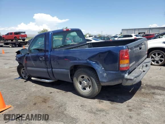 2002 GMC Sierra 1500 z VIN 1GTEC14W32Z205490, wystawiony jako Copart lot #65004275 z przebiegiem 96 004 mil mil oraz Szkoda całkowita • Salvage title. Historia ofert i sprzedaży dostępna na DreamBid. Obrazek 2.