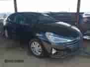 2019 Hyundai Elantra SE с VIN KMHD74LF9KU849328, выставлен на аукционе IAAI как лот 42805528 с пробегом 96 000 миль миль и . История ставок и продаж доступна на DreamBid. Изображение 1.