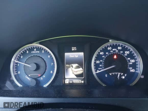 2015 Toyota Camry SE z VIN 4T1BF1FK8FU902401, wystawiony jako IAAI lot #43374452 z przebiegiem 103 323 mil mil oraz . Historia ofert i sprzedaży dostępna na DreamBid. Obrazek 7.