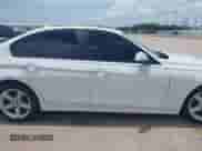2013 BMW 3 Series 320i с VIN WBA3B1C50DK129576, выставлен на аукционе IAAI как лот 42393038 с пробегом 160 370 миль миль и . История ставок и продаж доступна на DreamBid. Изображение 13.