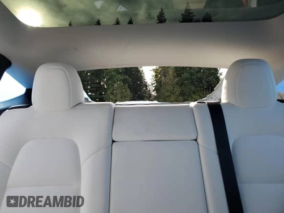 2020 Tesla Model Y Long Range с VIN 5YJYGDEE6LF023427, выставлен на аукционе Copart как лот 81877945 с пробегом 52 307 миль миль и Списание • Salvage title. История ставок и продаж доступна на DreamBid. Изображение 10.