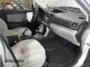 2016 Subaru Forester 2.5i z VIN JF2SJABC6GH501118, wystawiony jako IAAI lot #43408683 z przebiegiem 104 586 mil mil oraz . Historia ofert i sprzedaży dostępna na DreamBid. Obrazek 5.