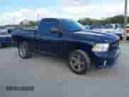 2014 Ram 1500 Express z VIN 3C6JR6AT4EG277959, wystawiony jako IAAI lot #41501818 z przebiegiem 128 067 mil mil oraz . Historia ofert i sprzedaży dostępna na DreamBid. Obrazek 1.