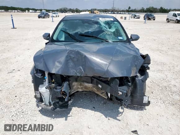 2024 Hyundai Elantra SE with VIN KMHLL4DG3RU731865, listed as a Copart auction lot 70182115 with 38,238 mi miles and Clean title. Bid and sale history available at DreamBid. Image 5.