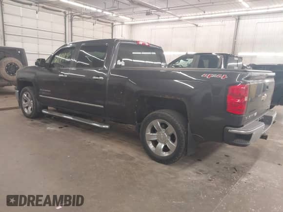 2014 Chevrolet Silverado 1500 LTZ z VIN 3GCUKSEJ5EG296189, wystawiony jako IAAI lot #42941946 z przebiegiem 196 524 mil mil oraz . Historia ofert i sprzedaży dostępna na DreamBid. Obrazek 3.