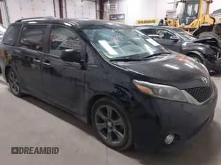 2017 Toyota Sienna SE with VIN 5TDXZ3DC5HS897285, listed as a IAAI auction lot 41448535 with 125,546 mi miles and . Bid and sale history available at DreamBid. Image 1.