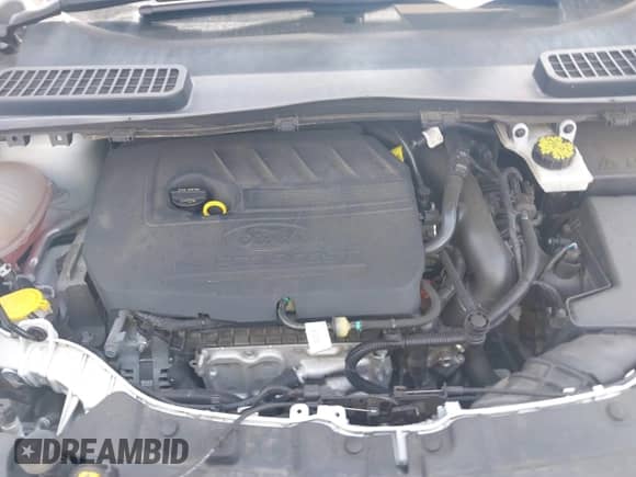 2018 Ford Escape SE z VIN 1FMCU9GD7JUC84120, wystawiony jako IAAI lot #42739421 z przebiegiem 81 295 mil mil oraz . Historia ofert i sprzedaży dostępna na DreamBid. Obrazek 10.