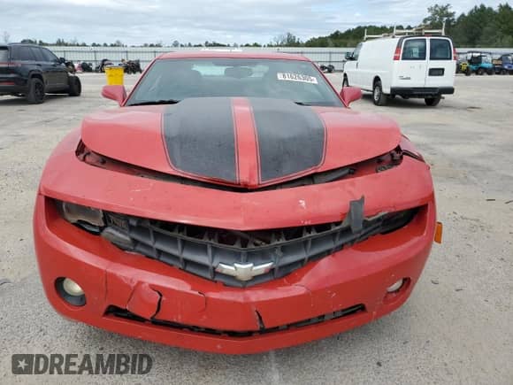 2011 Chevrolet Camaro 1LT z VIN 2G1FB1ED0B9150181, wystawiony jako Copart lot #81626305 z przebiegiem 208 638 mil mil oraz Szkoda całkowita • Salvage title. Historia ofert i sprzedaży dostępna na DreamBid. Obrazek 5.