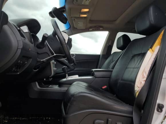 2011 Nissan Murano SV z VIN JN8AZ1MU8BW061419, wystawiony jako Copart lot #54622505 z przebiegiem 139 764 mil mil oraz Szkoda całkowita • Salvage title. Historia ofert i sprzedaży dostępna na DreamBid. Obrazek 7.