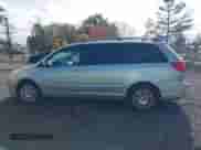 2009 Toyota Sienna XLE with VIN 5TDZK22C39S264912, listed as a IAAI auction lot 43385734 with 327,786 mi miles and . Bid and sale history available at DreamBid. Image 14.