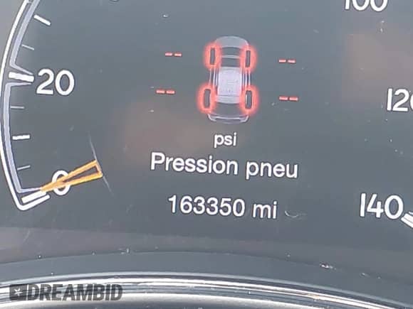 2018 Jeep Grand Cherokee Altitude z VIN 1C4RJEAG2JC111808, wystawiony jako IAAI lot #42772006 z przebiegiem 163 350 mil mil oraz . Historia ofert i sprzedaży dostępna na DreamBid. Obrazek 16.