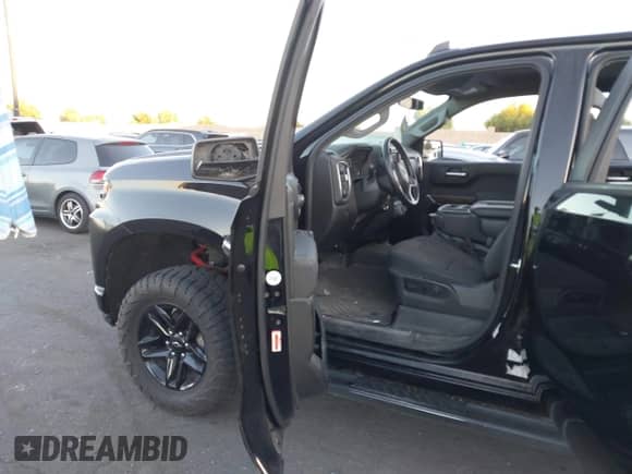 2020 Chevrolet Silverado 1500 LT Trail Boss с VIN 1GCPYFED3LZ177986, выставлен на аукционе IAAI как лот 43465103 с пробегом 85 217 миль миль и . История ставок и продаж доступна на DreamBid. Изображение 5.