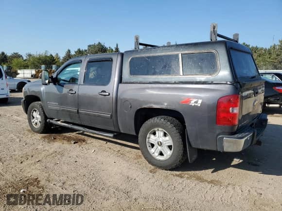 2011 Chevrolet Silverado 1500 LTZ with VIN 3GCPKTE32BG162899, listed as a Copart auction lot 83950435 with 136,170 mi miles and Salvage title. Bid and sale history available at DreamBid. Image 2.