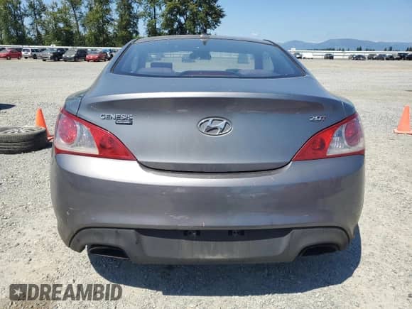 2010 Hyundai Genesis Coupe Premium с VIN KMHHT6KD4AU014924, выставлен на аукционе Copart как лот 65768285 с пробегом 72 106 миль миль и Списание • Salvage title. История ставок и продаж доступна на DreamBid. Изображение 6.