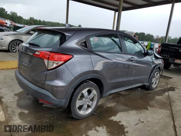 2020 Honda HR-V LX z VIN 3CZRU5H36LM711835, wystawiony jako Copart lot #69171425 z przebiegiem 53 119 mil mil oraz Szkoda całkowita • Salvage title. Historia ofert i sprzedaży dostępna na DreamBid. Obrazek 3.