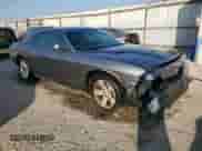 2011 Dodge Challenger z VIN 2B3CJ4DG9BH603294, wystawiony jako Copart lot #90291775 z przebiegiem 149 681 mil mil oraz Czysty tytuł • Clean title. Historia ofert i sprzedaży dostępna na DreamBid. Obrazek 4.